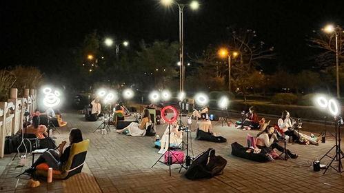 广西最大的地摊直播网红,带货狂潮中的网红传奇