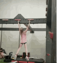 叔叔阿姨吃瓜视频,短视频里话家常