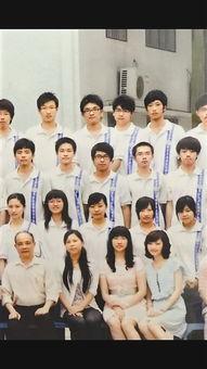 当年明星回到母校上学,明星学子重返母校共话青春