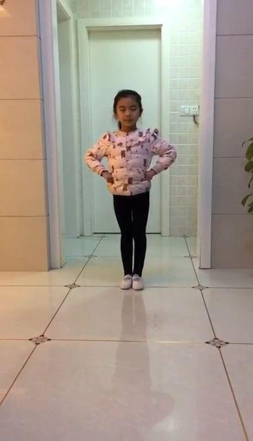 小白鸽是韩国哪个明星,闪耀舞台的青春偶像